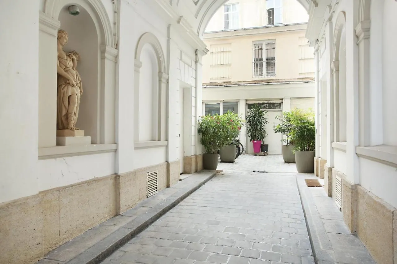Residence Le Marais Beaubourg By Studio Prestige Paris